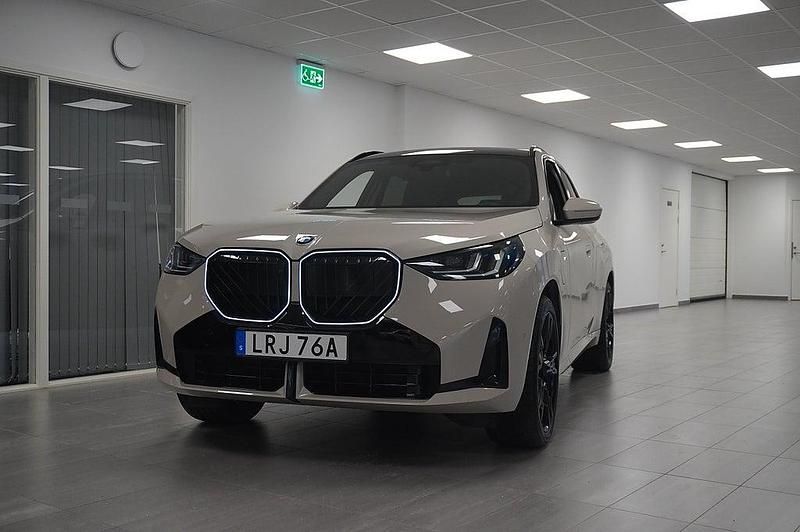 Begagnad BMW X3 M Sport 190 HK (139 kW) 2024 Grå SUV