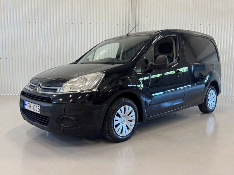 Svart Begagnad 2012 Citroën Berlingo Minibuss | 39 900 kr (Marknadspris) - Bild 1/4