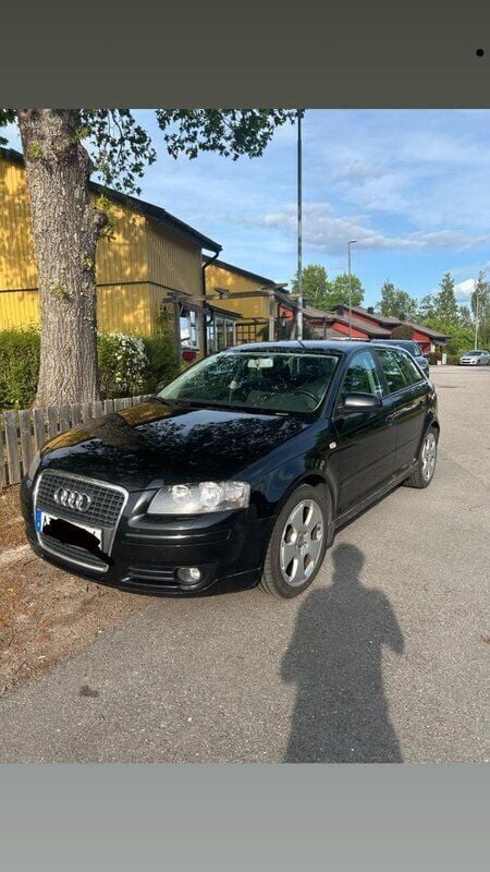 Svart Begagnad 2007 Audi A3 Sportback Halvkombi | 32 000 kr (Bra pris) - Bild 1/4
