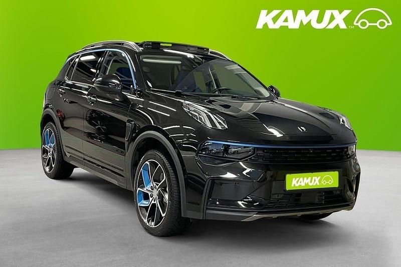 Svart Begagnad 2022 Lynk & Co 01 SUV | 284 400 kr (Marknadspris) - Bild 1/4