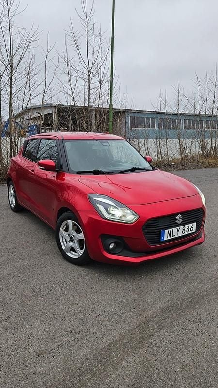 Begagnad Suzuki Swift 90 HK (66 kW) 2017 Halvkombi