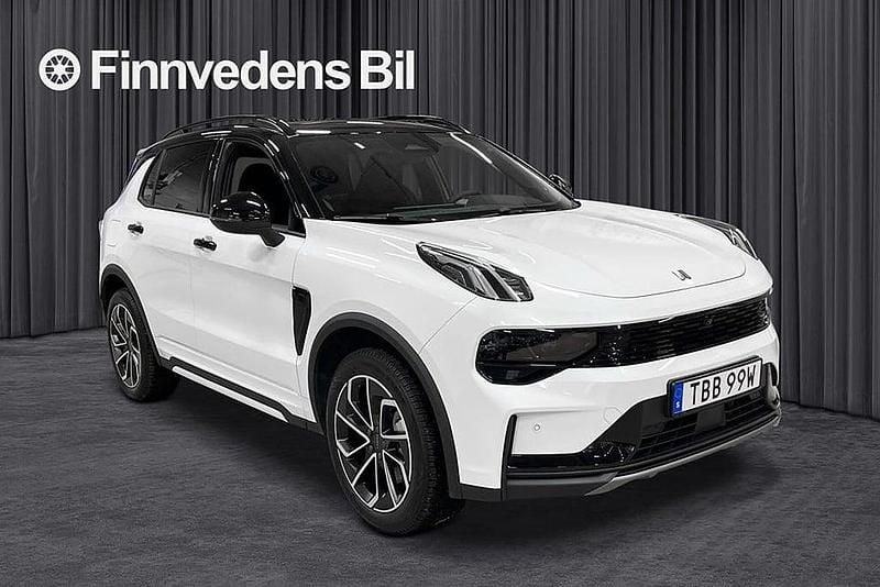 Begagnad Lynk & Co 01 139 HK (102 kW) 2024 Vit SUV
