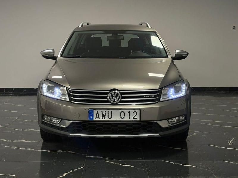 Begagnad VW Passat 170 HK (125 kW) 2013 Ljusbrun Kombi