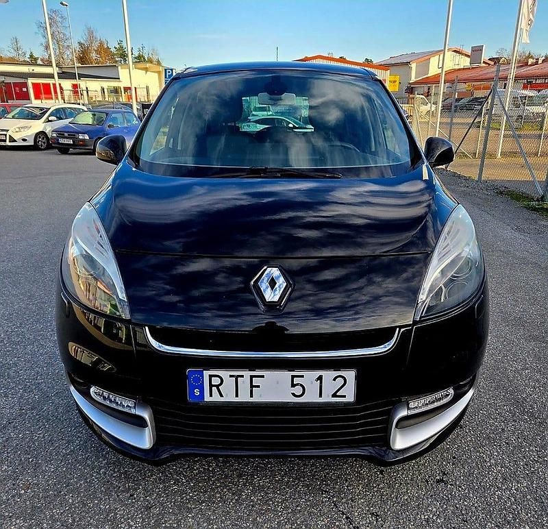 Begagnad 2012 Renault Scénic III Minibuss | 52 000 kr (Marknadspris) - Bild 1/4