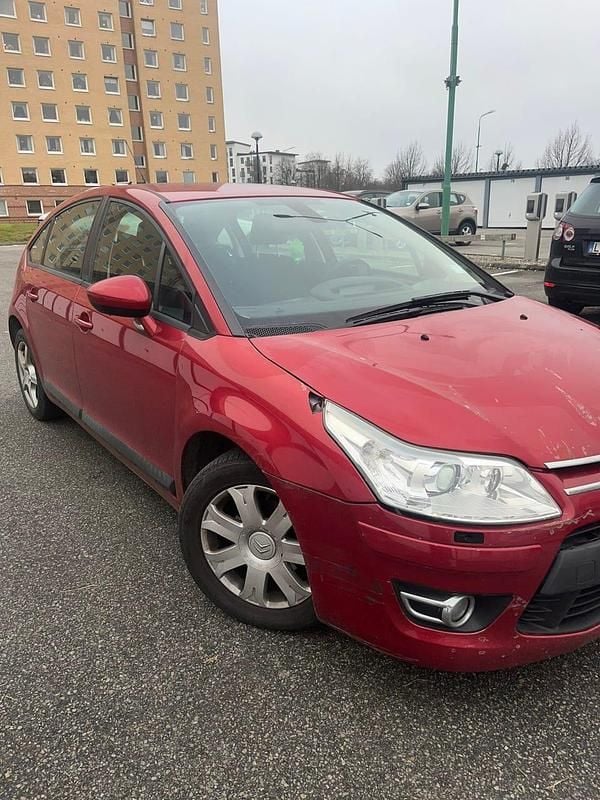 Begagnad 2010 Citroën C4 Halvkombi | 39 000 kr (Marknadspris) - Bild 1/4