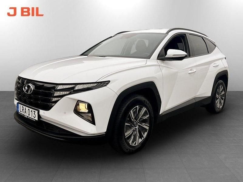 Vit Begagnad 2023 Hyundai Tucson Essential SUV | 309 900 kr (Bra pris) - Bild 1/4