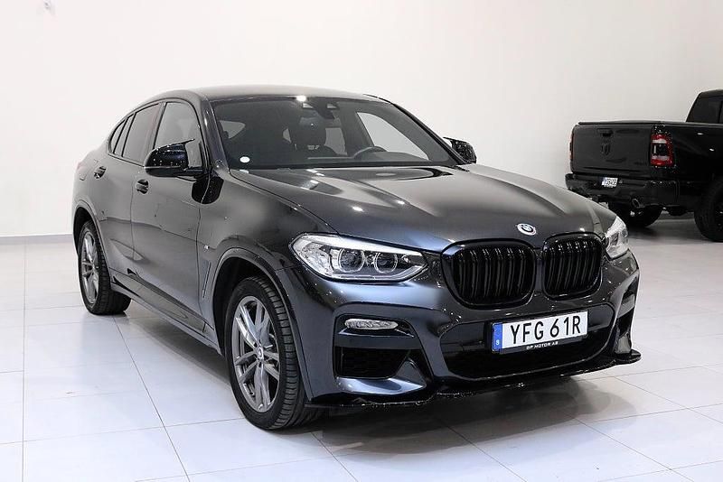 Begagnad BMW X4 M Sport 190 HK (139 kW) 2019 Grå SUV
