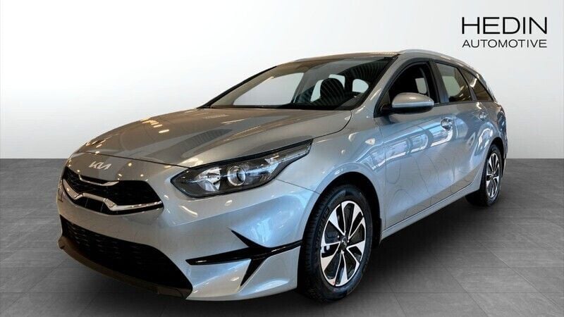 Ny 2025 Kia Ceed Sportswagon Kombi | 253 900 kr (Bra pris) - Bild 1/4