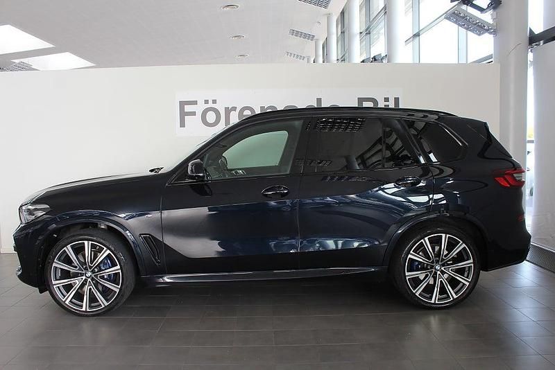Begagnad BMW X5 M Sport 333 HK (244 kW) 2023 Svart SUV