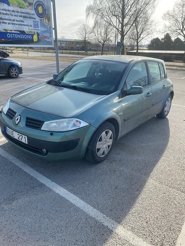 Begagnad Renault Mégane II 113 HK (83 kW) 2004