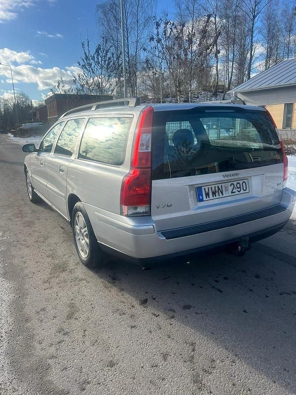 Begagnad Volvo V70 170 HK (125 kW) 2006 Kombi