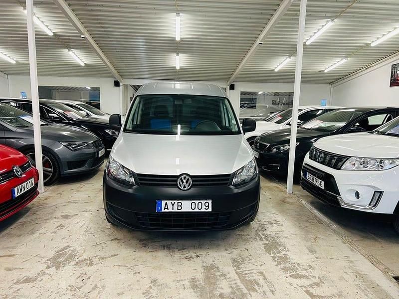 Silver Begagnad 2014 VW Caddy Minibuss | 69 900 kr (Lite dyr) - Bild 1/4