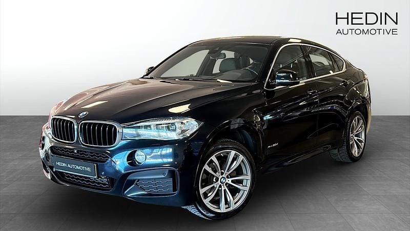Svart (black) Begagnad 2016 BMW X6 M Sport SUV | 294 700 kr (Marknadspris) - Bild 1/4