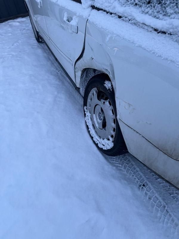 Begagnad Volvo V50 220 HK (161 kW) 2006 Kombi