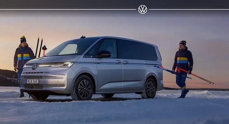 Ny VW Multivan Team 295 HK (216 kW) 2025 Van