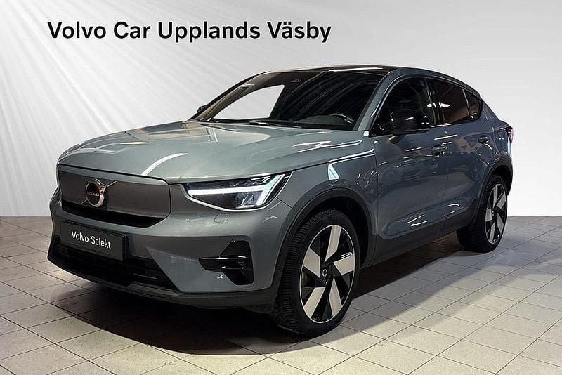 Grå Begagnad 2023 Volvo C40 Plus SUV | 329 900 kr - Bild 1/3