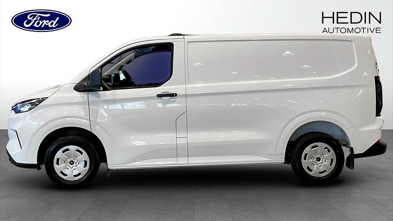 Ny Ford Transit Custom 2026 Vit Sedan