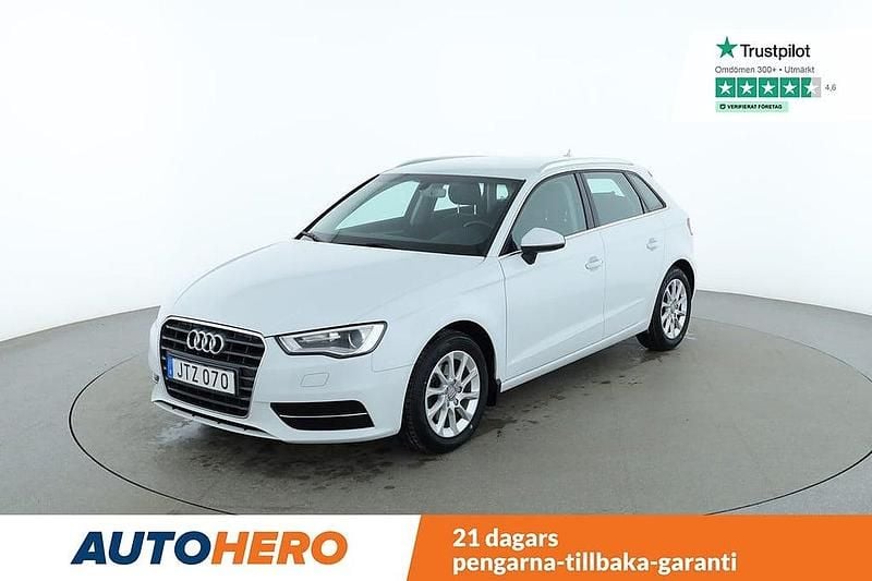 Vit Begagnad 2015 Audi A3 Sportback Halvkombi | 133 000 kr (Marknadspris) - Bild 1/4