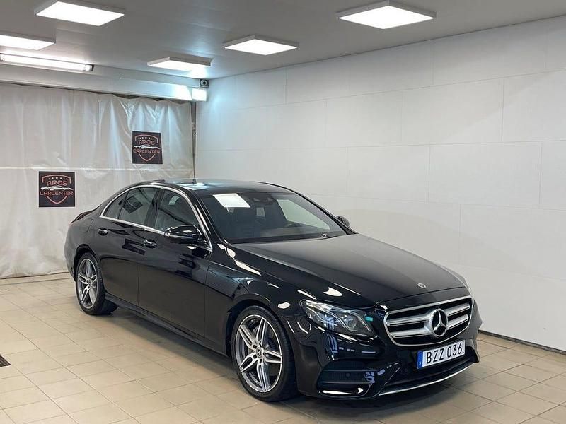 Begagnad Mercedes E220 AMG line 194 HK (142 kW) 2018 Svart