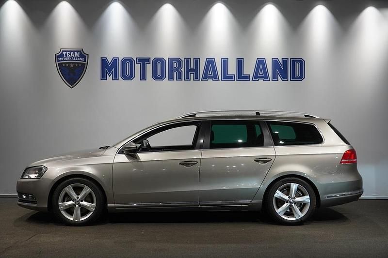 Brun Begagnad 2015 VW Passat Kombi | 109 900 kr (Bra pris) - Bild 1/4