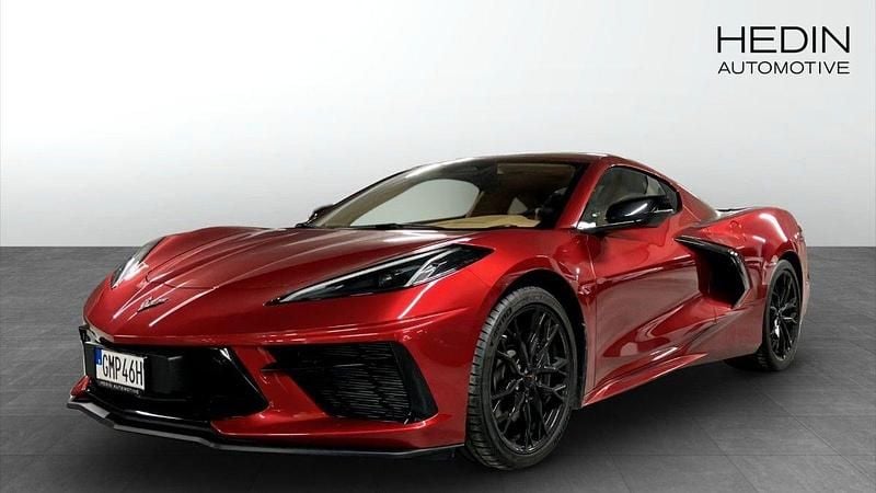 Röd (red) Ny 2024 Chevrolet Corvette Sportkupé | 1 413 300 kr (Marknadspris) - Bild 1/4