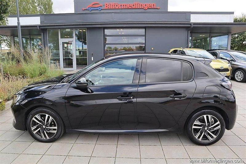 Svart Begagnad 2019 Peugeot 208 Halvkombi | 129 900 kr (Lite dyr) - Bild 1/4