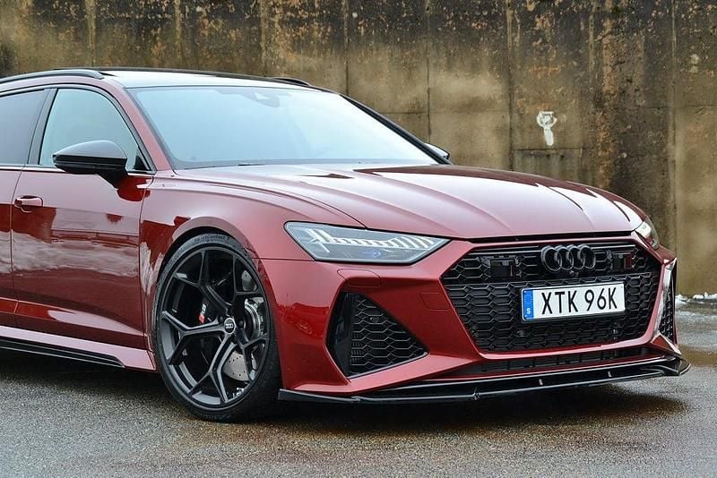 Begagnad Audi RS6 Design 630 HK (463 kW) 2024 Röd Kombi