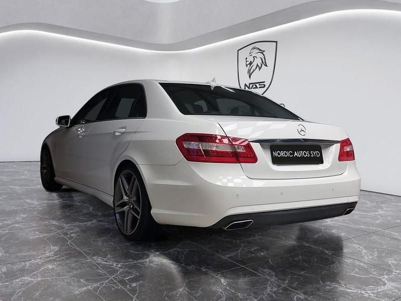 Begagnad Mercedes E220 AMG 170 HK (125 kW) 2012 Vit Sedan