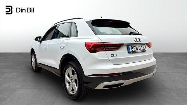 Begagnad Audi Q3 Proline 150 HK (110 kW) 2023 Vit SUV