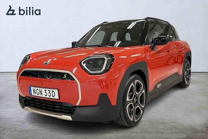 Röd Ny 2024 Mini Aceman Favoured SUV | 565 100 kr - Bild 1/1