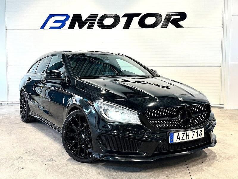 Svart Begagnad 2015 Mercedes CLA200 Shooting Brake AMG Kombi | 169 900 kr (Marknadspris) - Bild 1/4