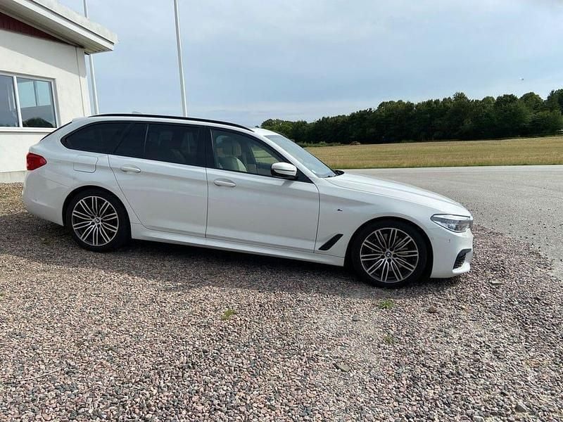 Begagnad BMW 540 M Sport 340 HK (250 kW) 2019 Vit Kombi