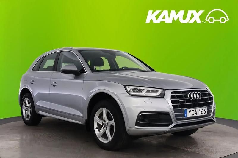 Silver/grå Begagnad 2018 Audi Q5 SUV | 264 800 kr (Marknadspris) - Bild 1/4