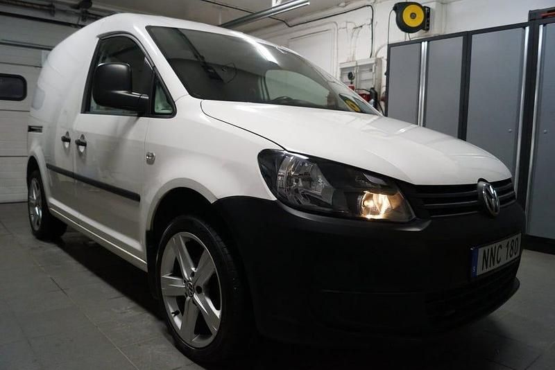 Begagnad VW Caddy 102 HK (75 kW) 2014 Vit Minibuss