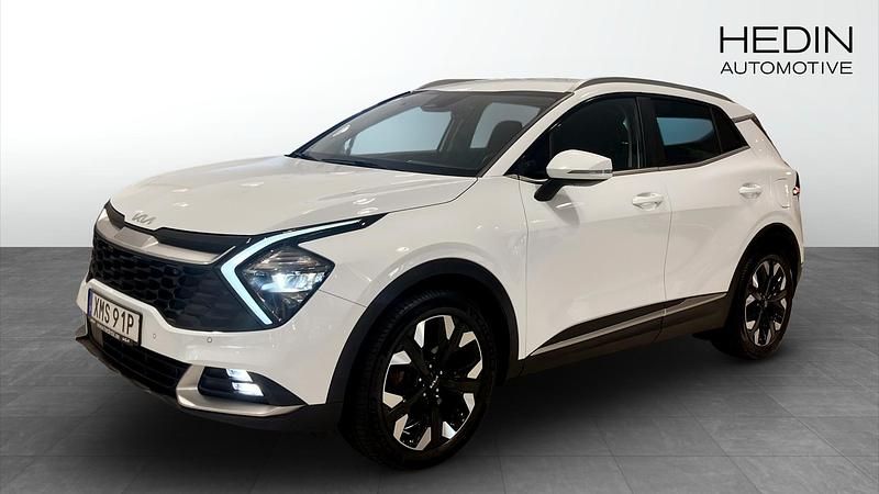 Vit Begagnad 2022 Kia Sportage SUV | 309 900 kr - Bild 1/4