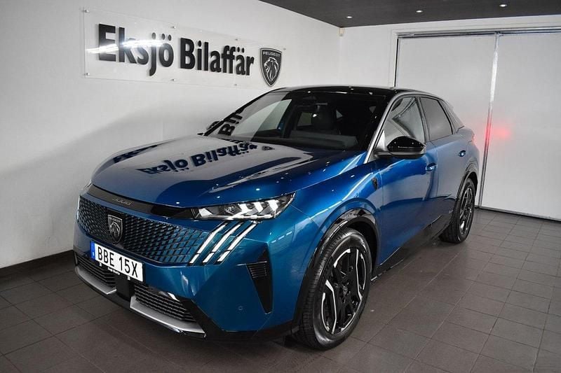 Blå Ny 2025 Peugeot e-3008 GTi SUV | 549 800 kr (Dyr) - Bild 1/4