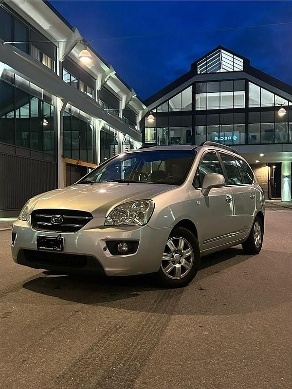 Begagnad 2009 Kia Carens Minibuss | 29 999 kr (Bra pris) - Bild 1/4