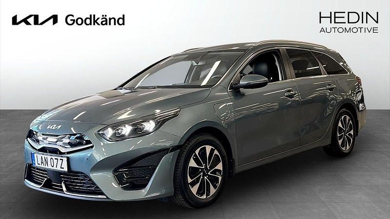 Grå (grey) Begagnad 2020 Kia Ceed Sportswagon Advance Kombi | 279 900 kr - Bild 1/4