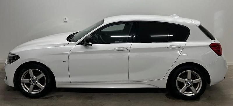 Begagnad BMW 118 M Sport 136 HK (100 kW) 2017 Vit Halvkombi