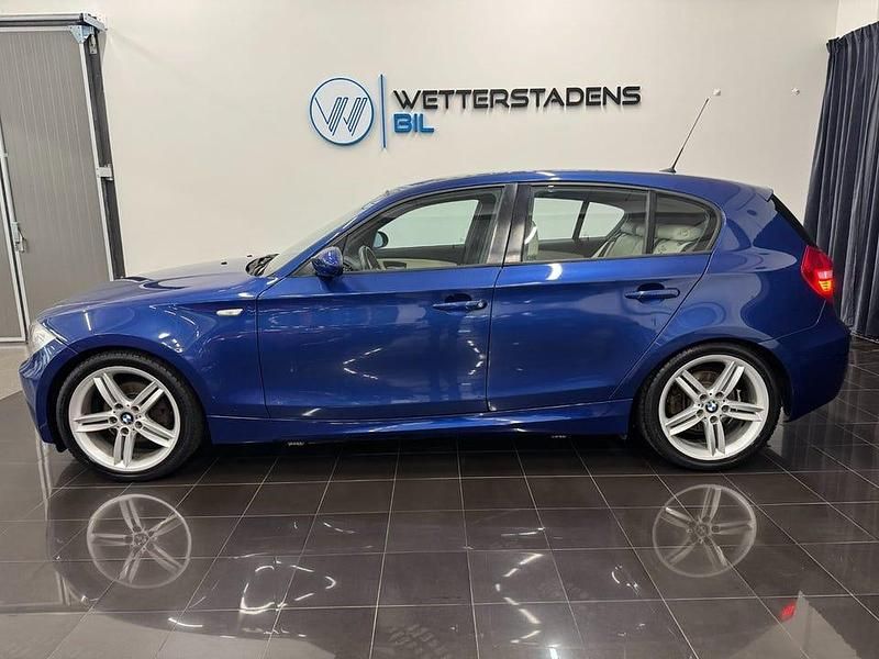 Begagnad BMW 120 Comfort Edition 170 HK (125 kW) 2007 Blå Halvkombi