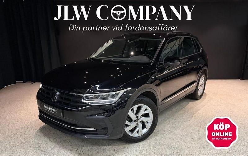 Begagnad VW Tiguan 150 HK (110 kW) 2022 Deep black pearl effect SUV