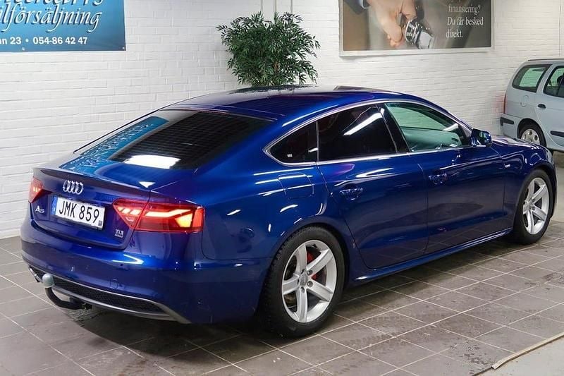 Begagnad Audi A5 Sportback S-Line 177 HK (130 kW) 2014 Blå Halvkombi