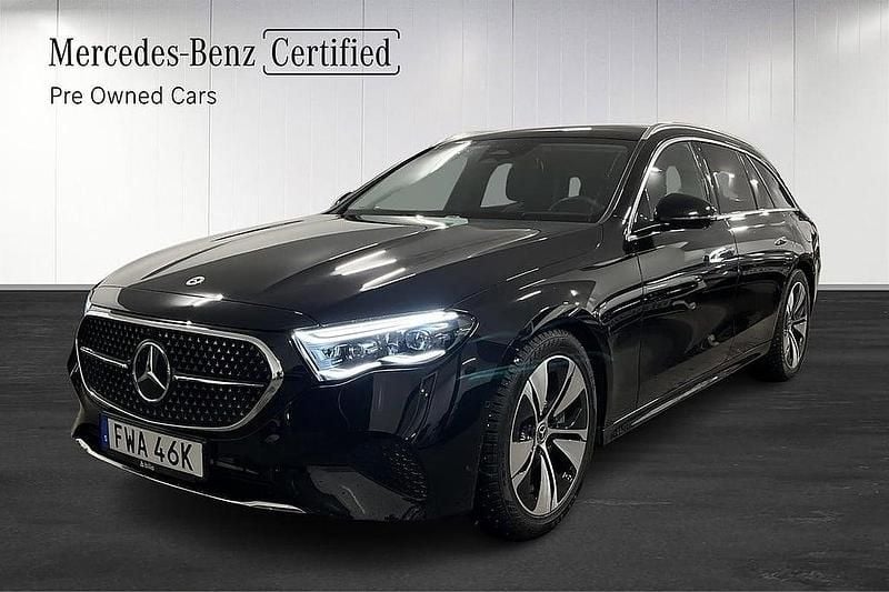 Svart Begagnad 2023 Mercedes E300 Avantgarde Kombi | 639 000 kr (Marknadspris) - Bild 1/4