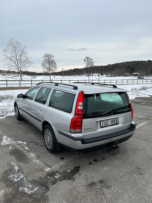 Begagnad Volvo V70 140 HK (102 kW) 2003 Kombi