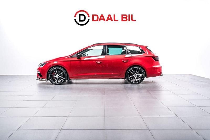 Röd Begagnad 2018 Cupra Leon Kombi | 239 700 kr (Bra pris) - Bild 1/4