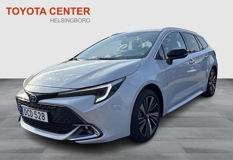 Begagnad Toyota Corolla Style 142 HK (104 kW) 2024 Mörkgrå Kombi