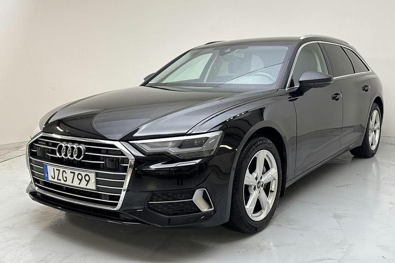 Svart Begagnad 2023 Audi A6 Sport Sedan | 383 000 kr (Marknadspris) - Bild 1/4