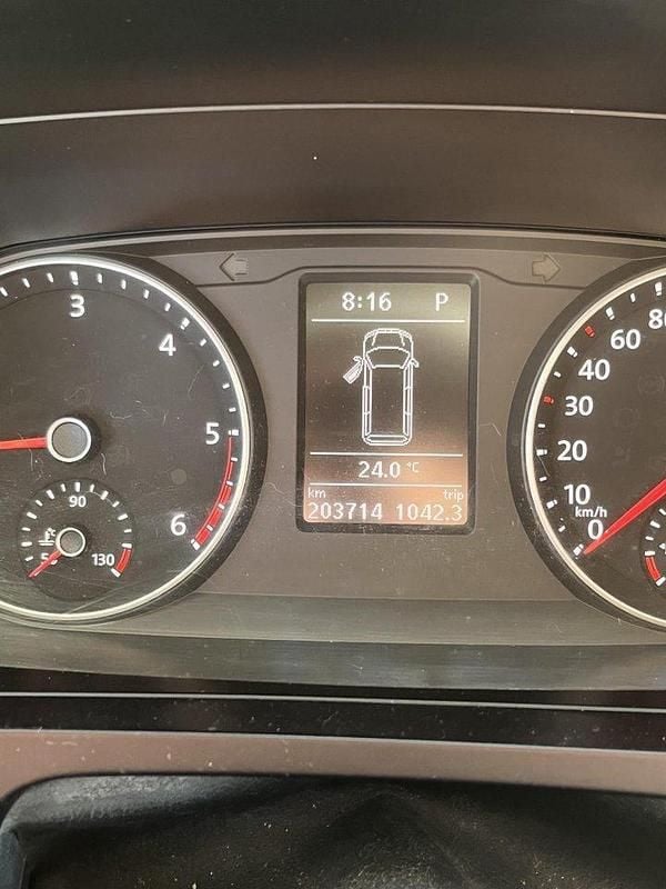 Vit Begagnad 2017 VW T6 Van | 169 000 kr (Superpris) - Bild 1/4