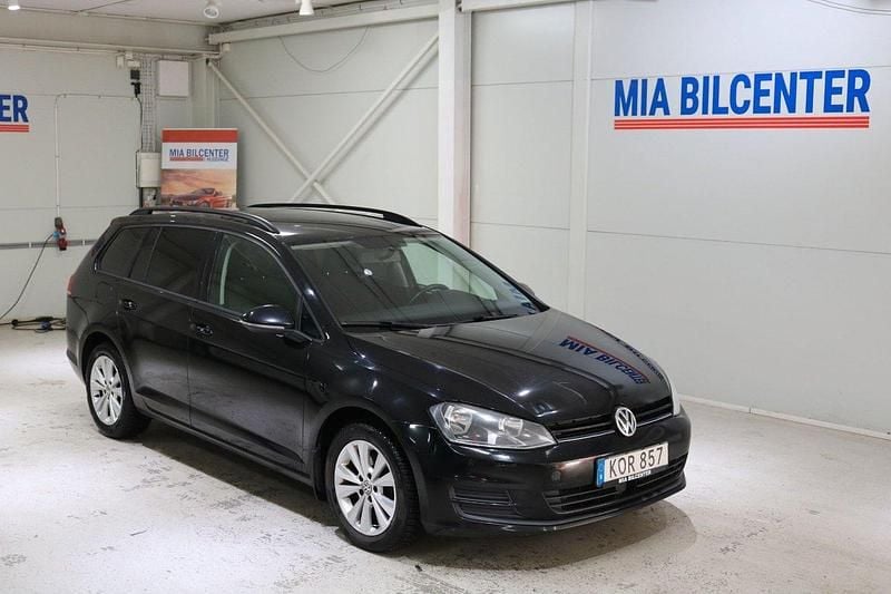 Svart Begagnad 2014 VW Golf VII Kombi | 93 000 kr (Marknadspris) - Bild 1/4