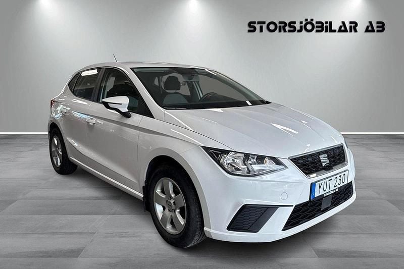 Vit Begagnad 2017 Seat Ibiza Style Halvkombi | 114 000 kr (Marknadspris) - Bild 1/4
